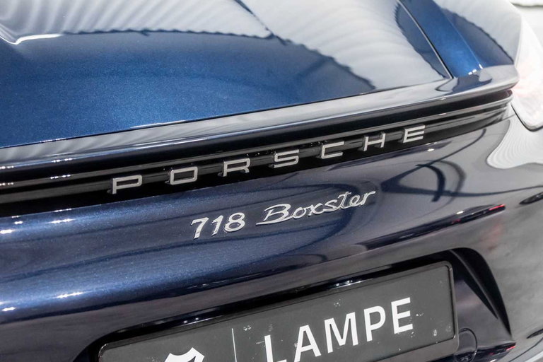 Porsche 718 Boxster