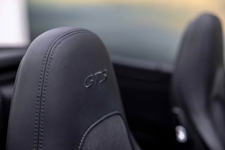 Porsche 991.2 Carrera GTS