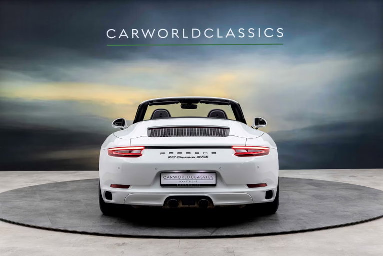 Porsche 991.2 Carrera GTS