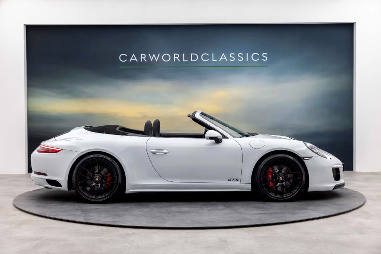 Porsche 991.2 Carrera GTS