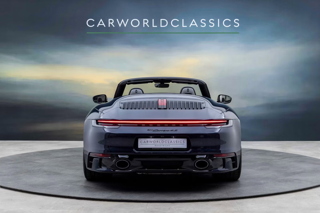 Porsche 992 Carrera 4S