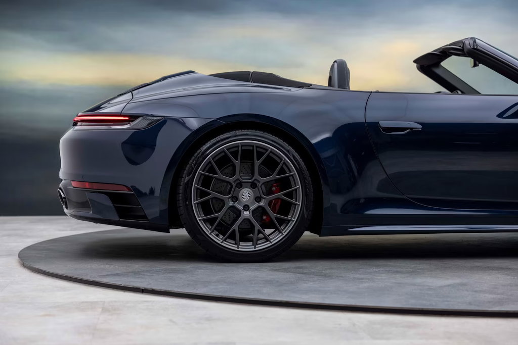 Porsche 992 Carrera 4S