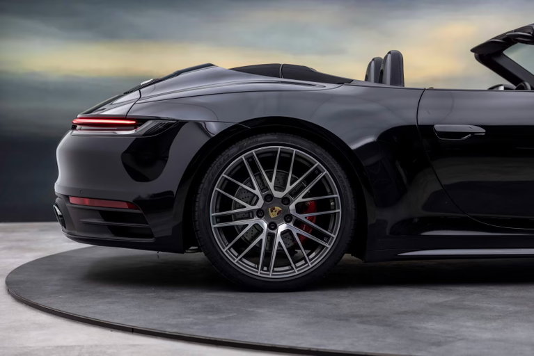Porsche 992 Carrera 4S