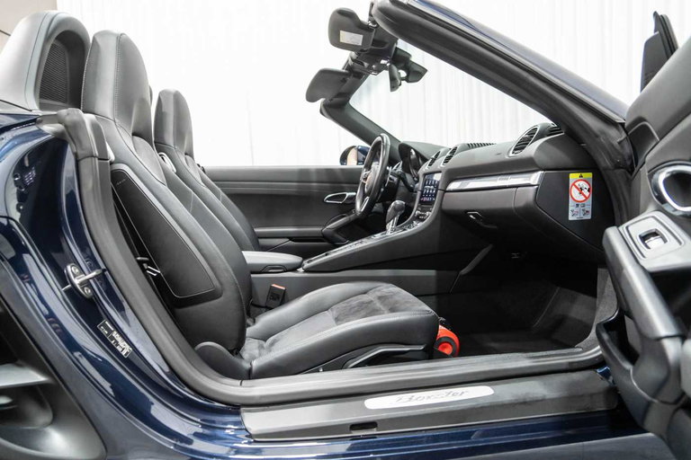 Porsche 718 Boxster