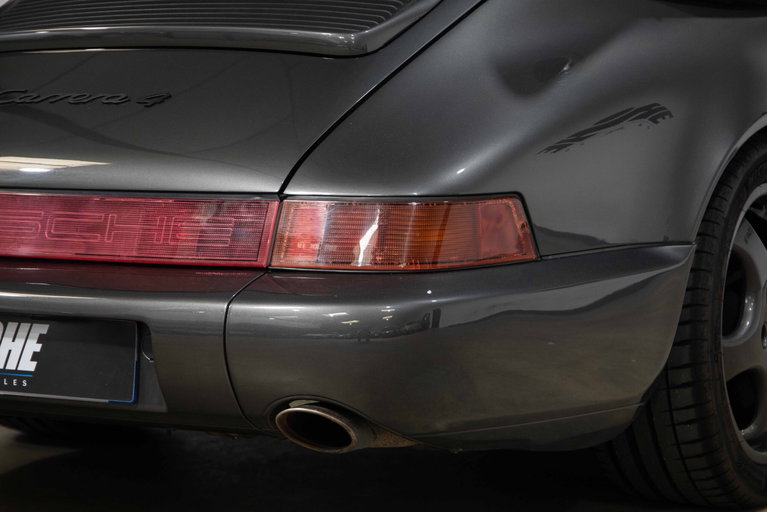 Porsche 964 Carrera 4