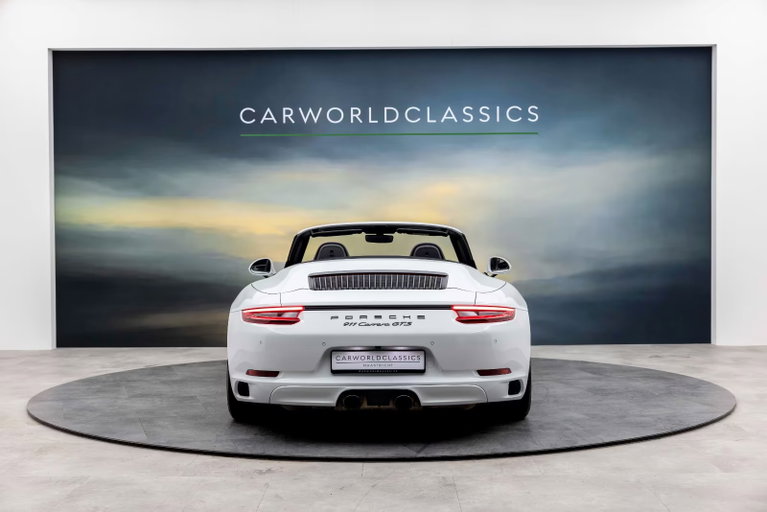 Porsche 991.2 Carrera GTS