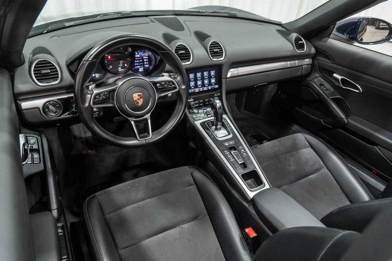 Porsche 718 Boxster
