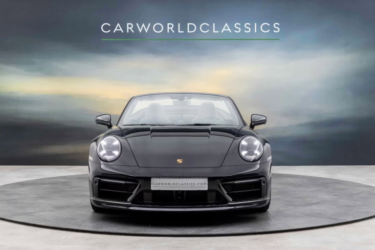 Porsche 992 Carrera 4S