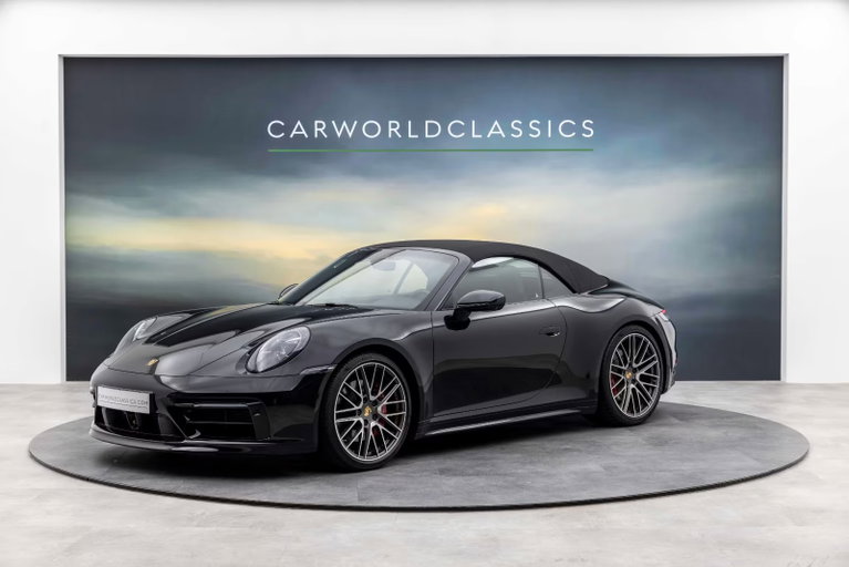 Porsche 992 Carrera 4S