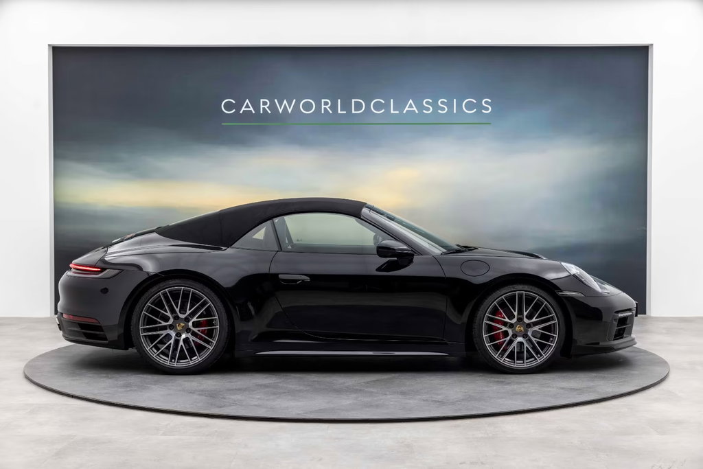 Porsche 992 Carrera 4S