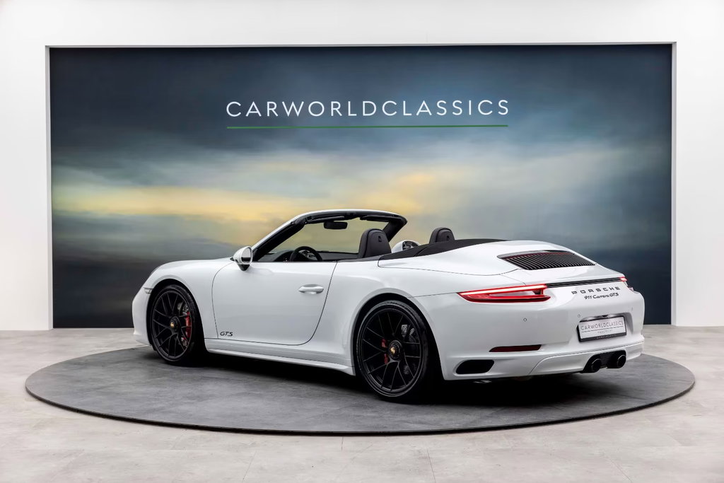 Porsche 991.2 Carrera GTS