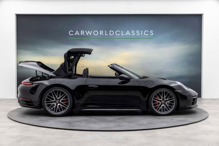 Porsche 992 Carrera 4S