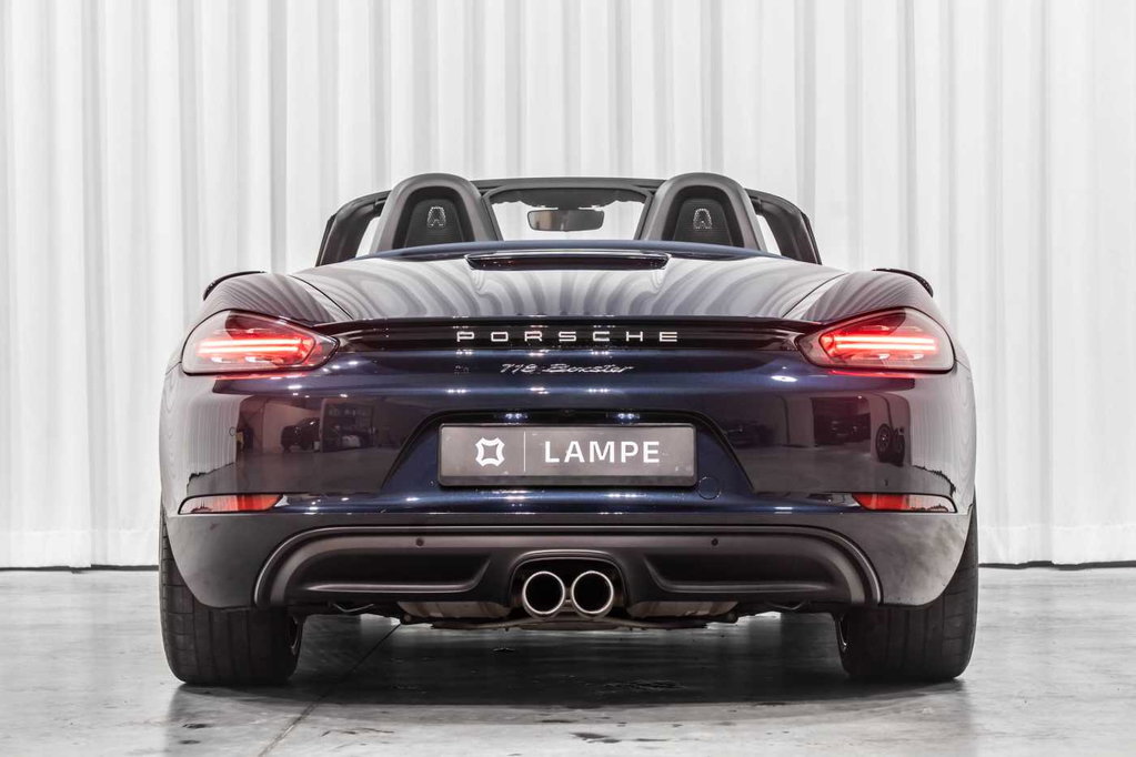Porsche 718 Boxster