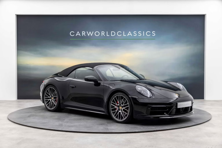 Porsche 992 Carrera 4S