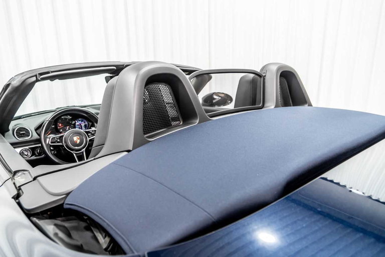 Porsche 718 Boxster