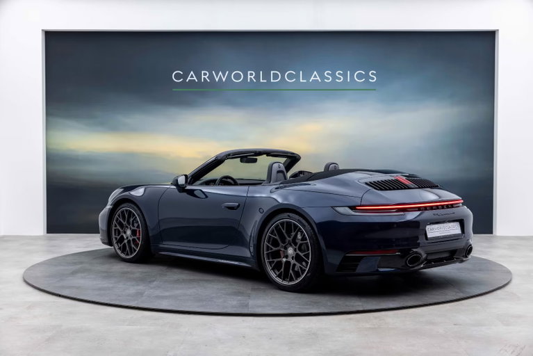 Porsche 992 Carrera 4S