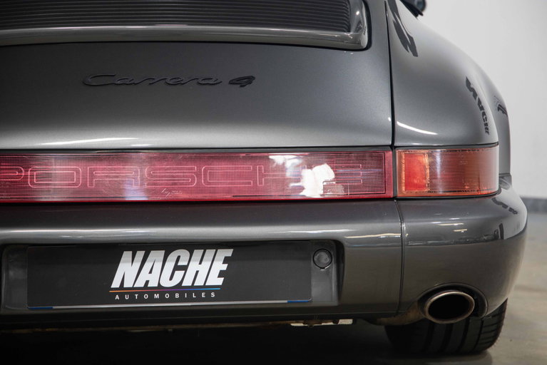 Porsche 964 Carrera 4
