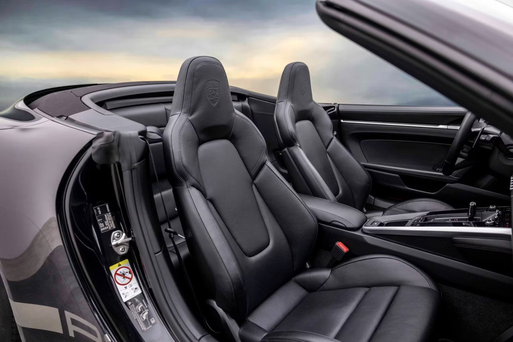 Porsche 992 Carrera 4S