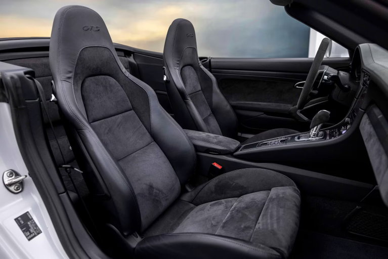 Porsche 991.2 Carrera GTS