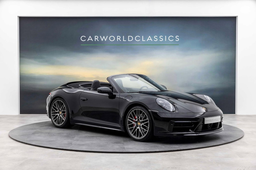 Porsche 992 Carrera 4S