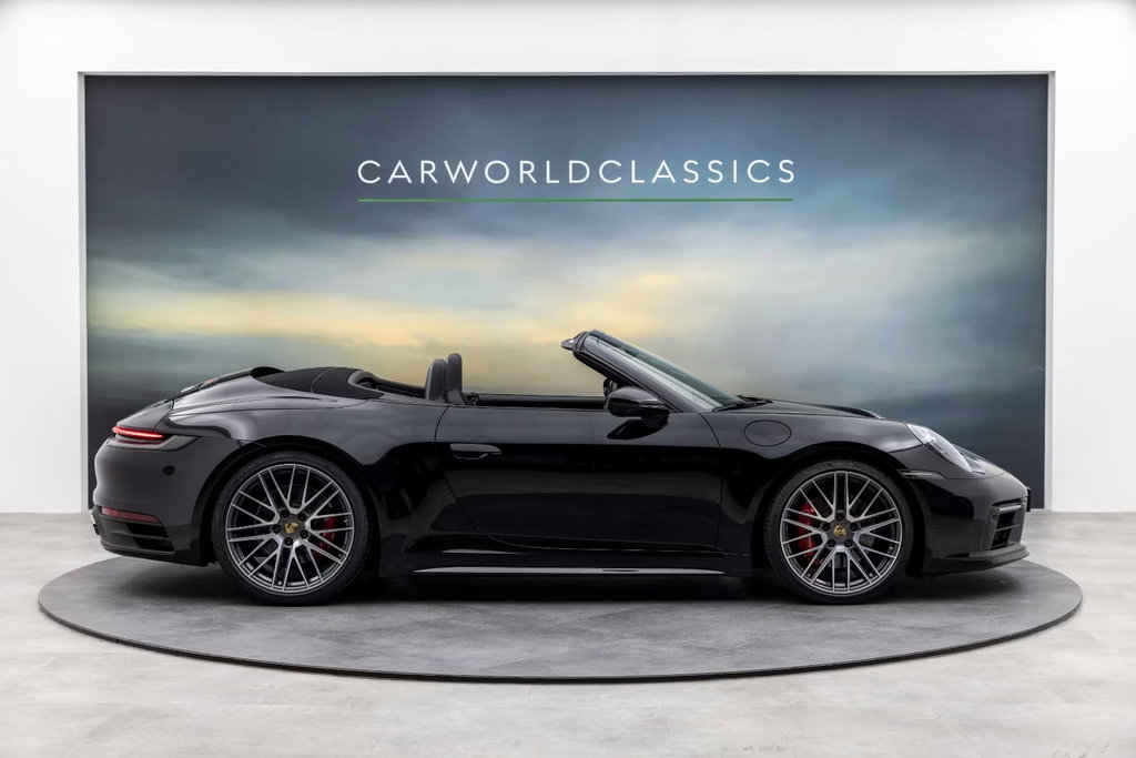 Porsche 992 Carrera 4S