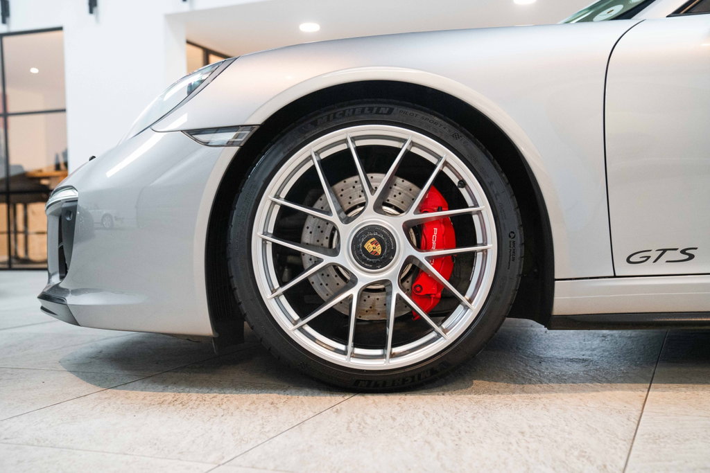 Porsche 991.2 Carrera GTS