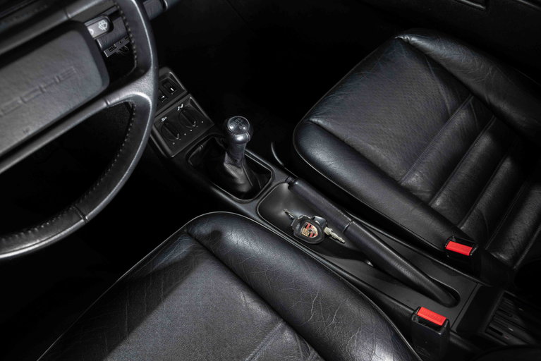 Porsche 964 Carrera 4