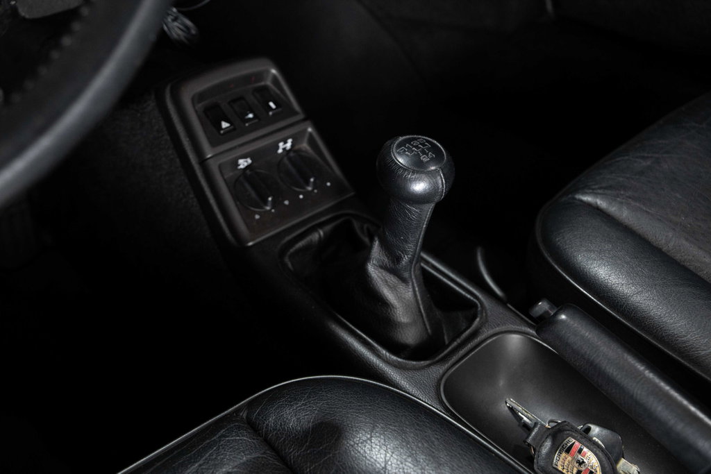 Porsche 964 Carrera 4