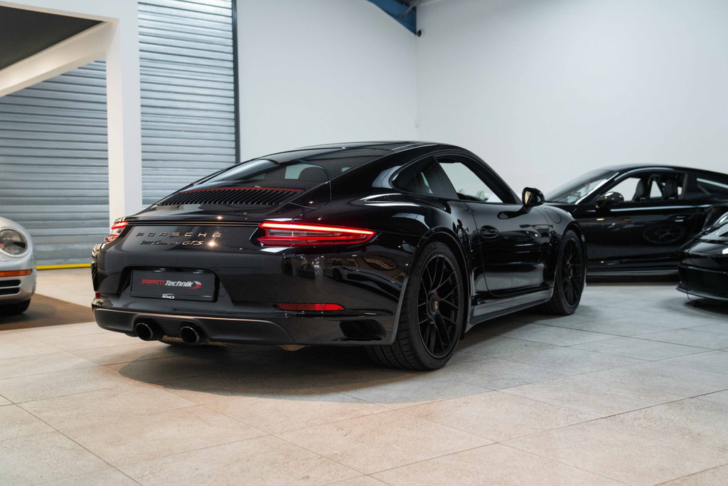 Porsche 991.2 Carrera GTS