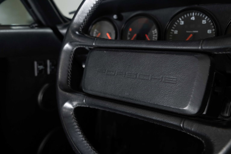 Porsche 964 Carrera 4