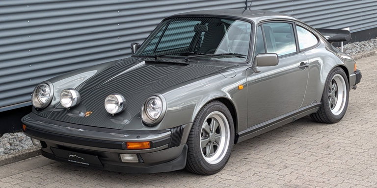 Porsche 911 Carrera 3.2