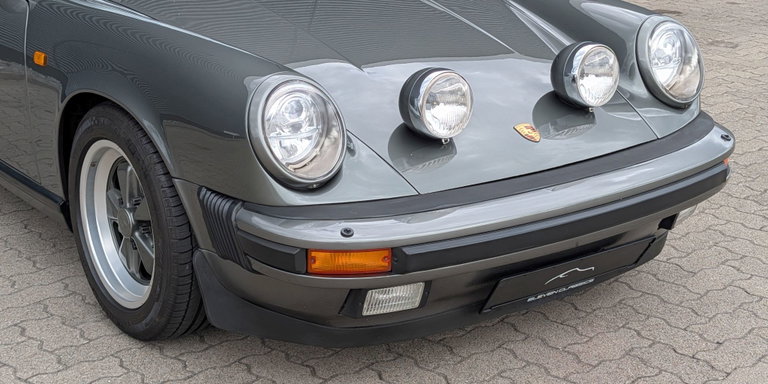 Porsche 911 Carrera 3.2