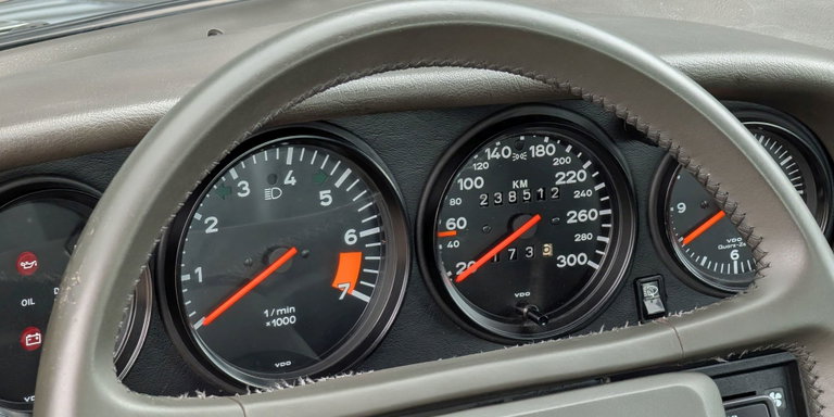 Porsche 911 Carrera 3.2