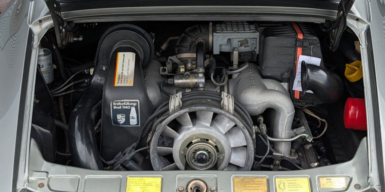 Porsche 911 Carrera 3.2