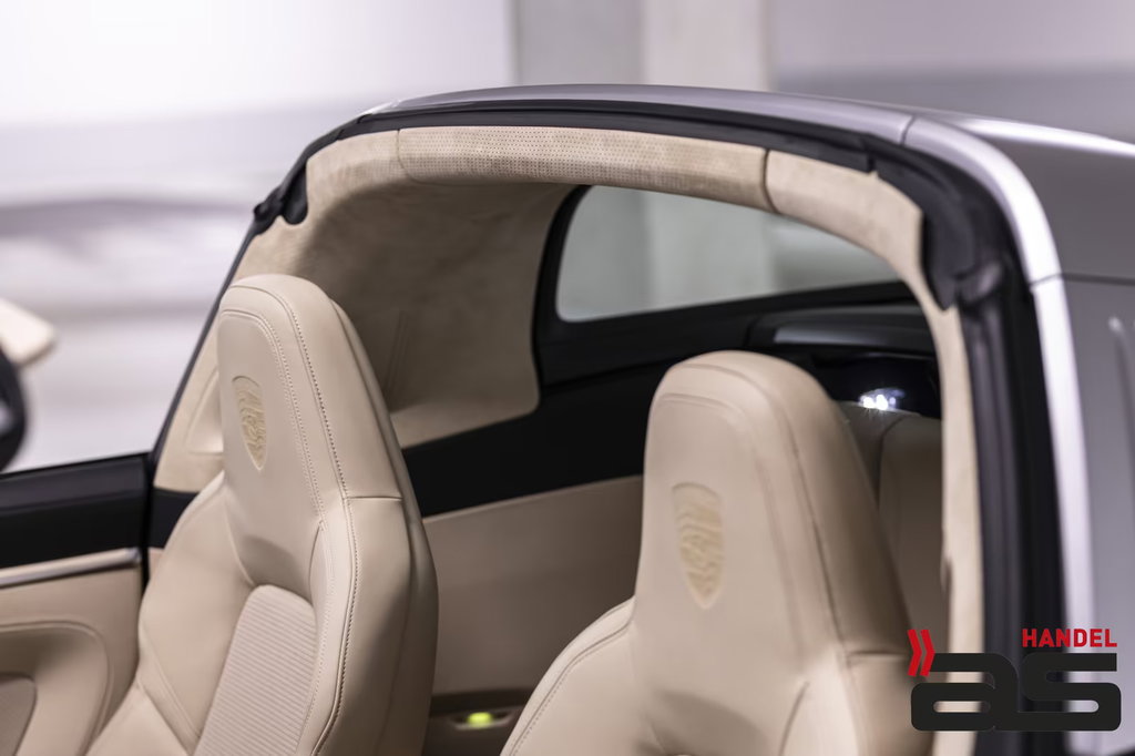Porsche 992 Heritage Design Edition