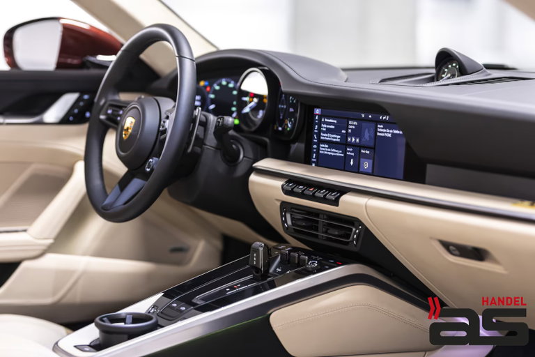 Porsche 992 Heritage Design Edition