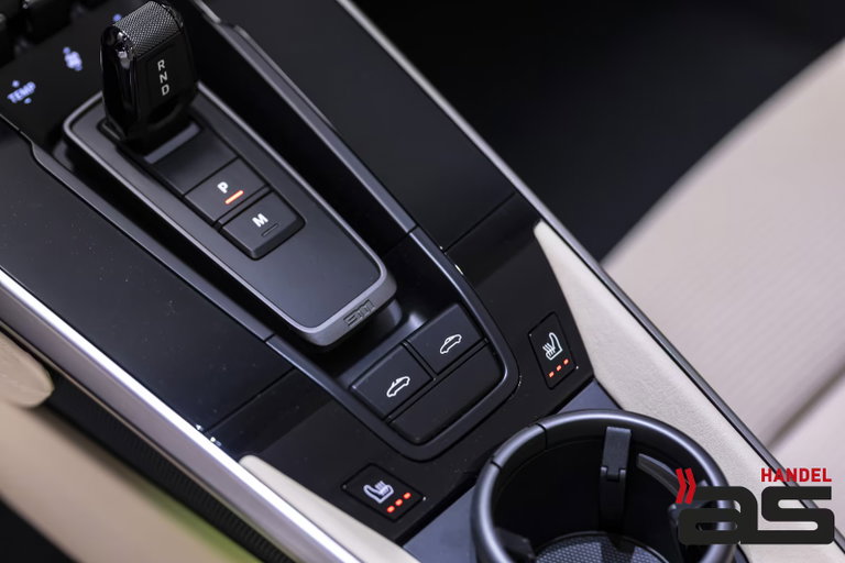 Porsche 992 Heritage Design Edition