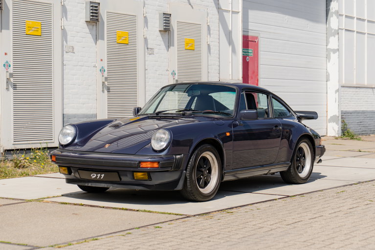Porsche 911 Carrera 3.2