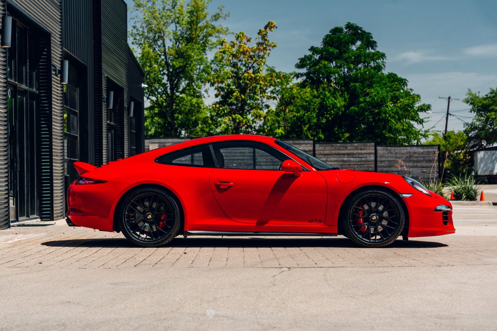 Porsche 991 Carrera GTS