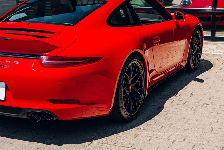 Porsche 991 Carrera GTS