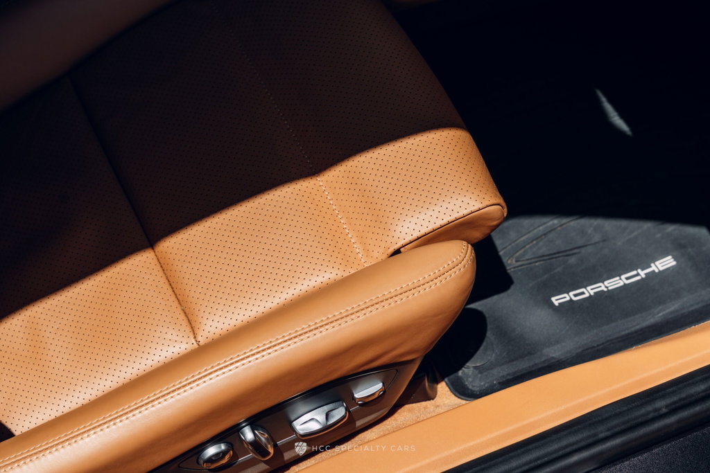 Porsche 991 Carrera GTS