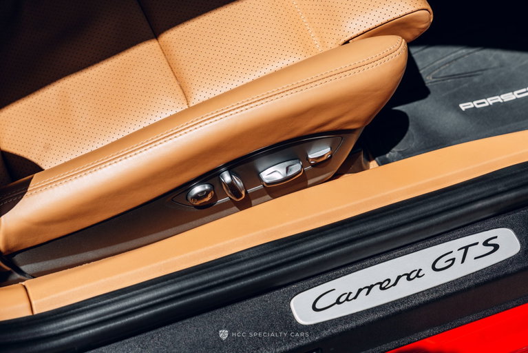 Porsche 991 Carrera GTS