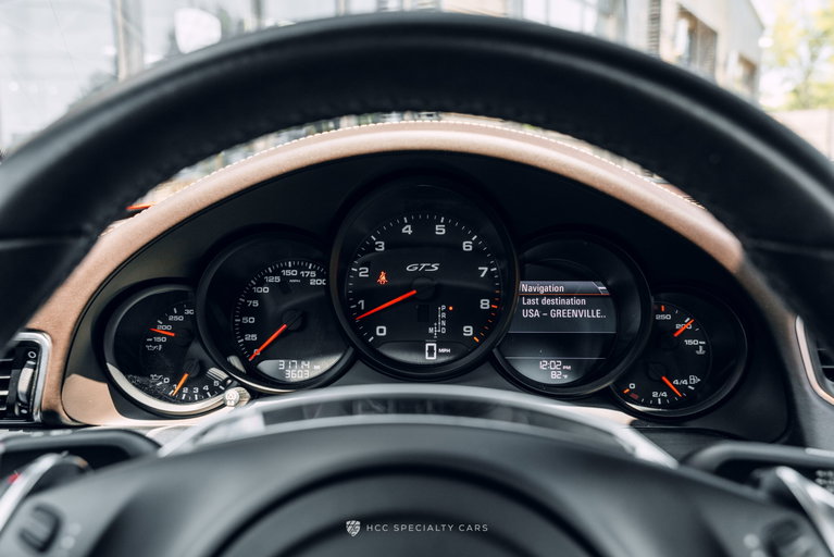 Porsche 991 Carrera GTS