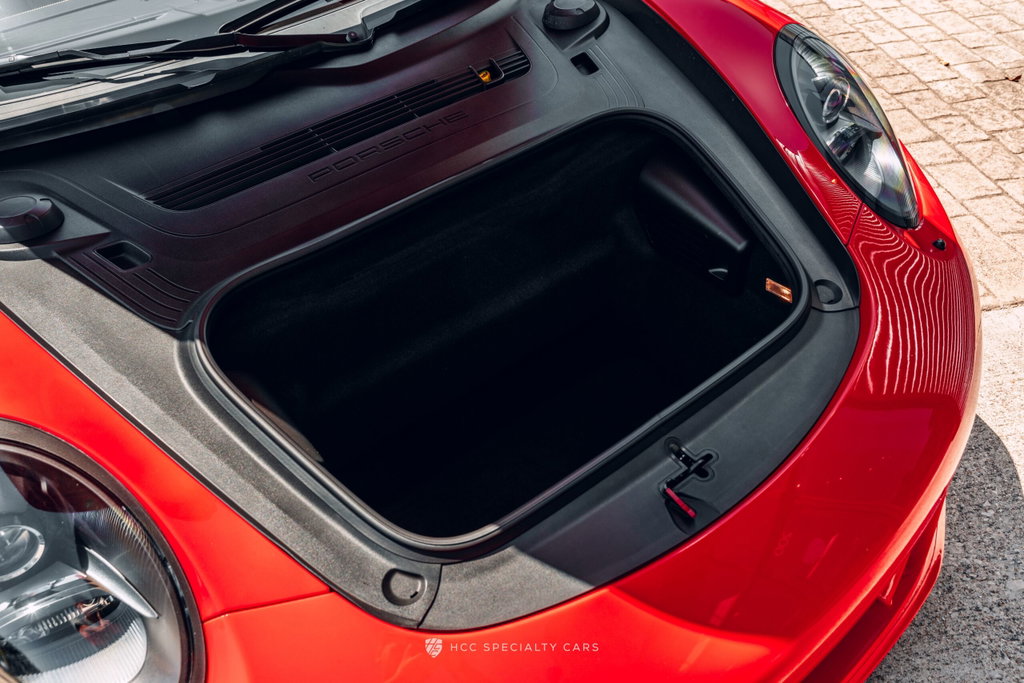 Porsche 991 Carrera GTS