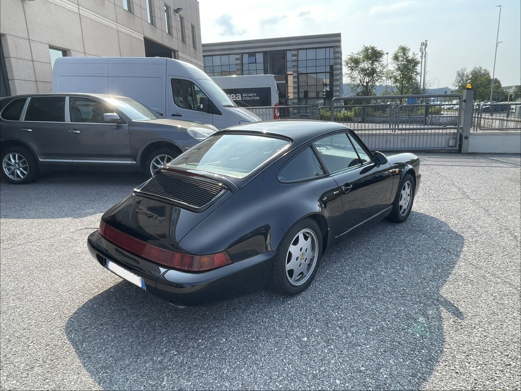 Porsche 964 Carrera 4