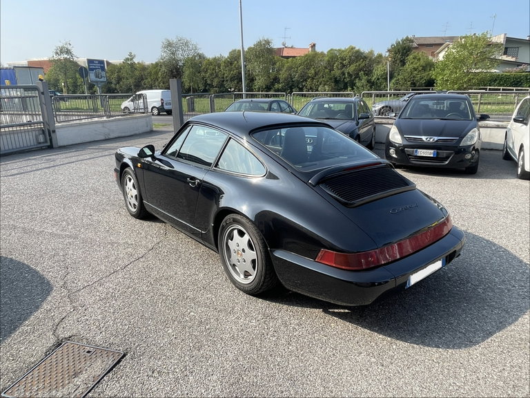 Porsche 964 Carrera 4