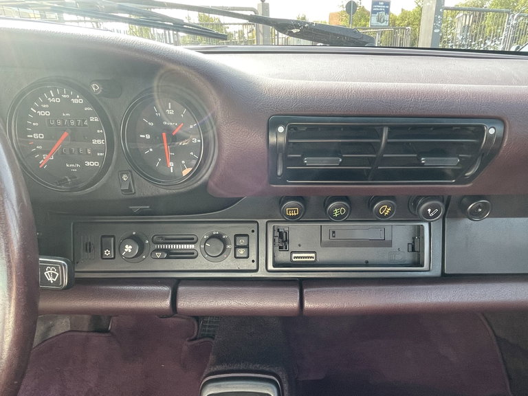Porsche 964 Carrera 4