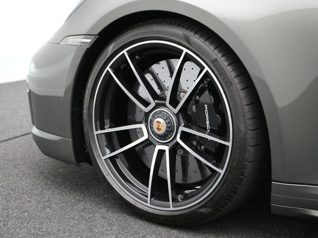 Porsche 992 Turbo S