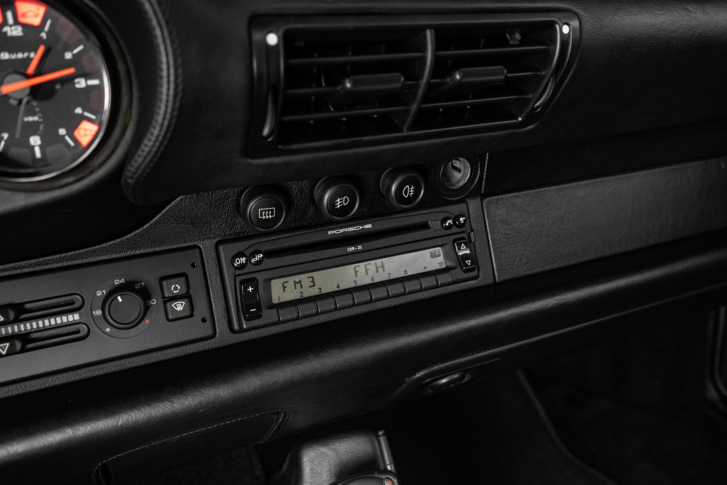Porsche 993 Carrera 4S