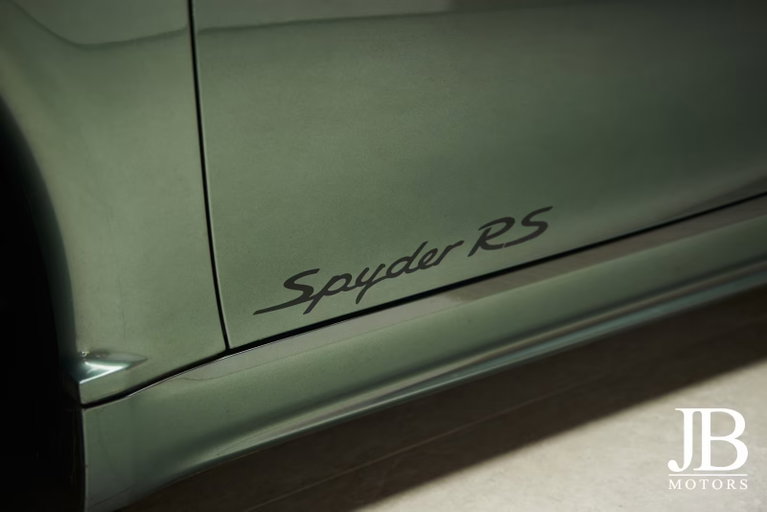 Porsche 718 Spyder RS